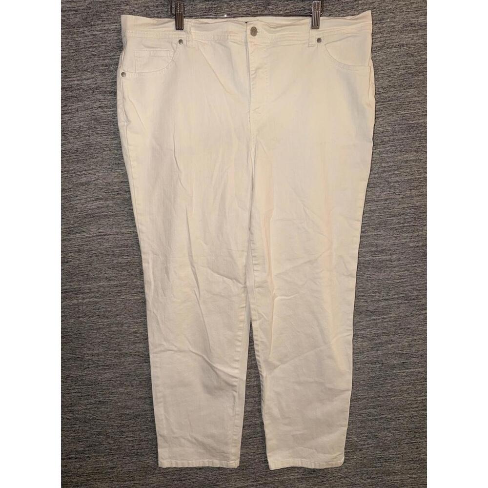 Charter Club Jean Shop Women 18W White Jeans Classic Straight Leg Cotton Stretch